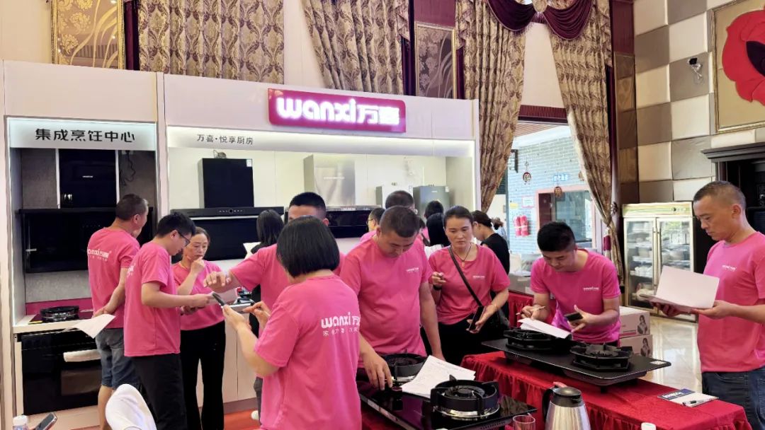 万喜电器 | 四川成都新品首发培训会圆满举行！(图10)