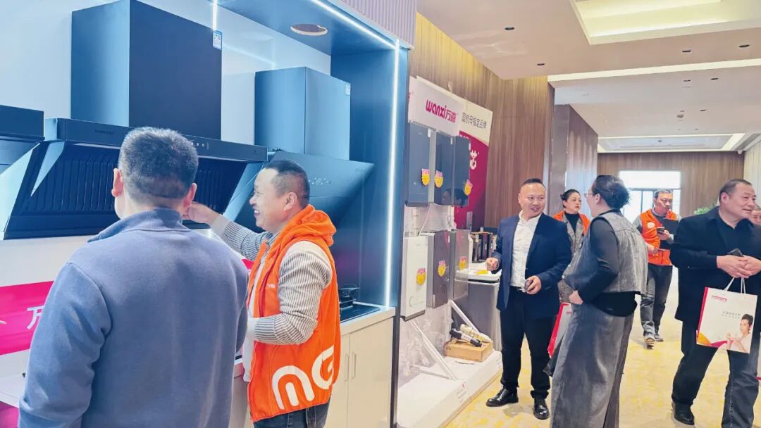 聚势增长 共生致远 | 2025徐州万喜电器营销峰会圆满落幕!(图13) 聚势增长 共生致远 | 2025徐州万喜电器营销峰会圆满落幕!(图13)