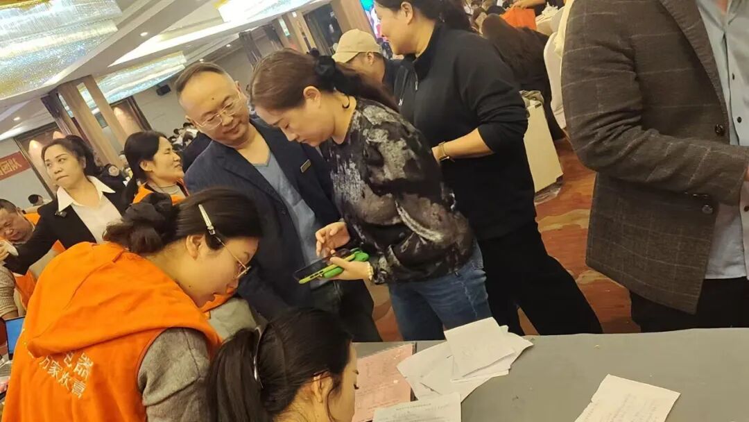 聚势增长 共生致远 | 2025徐州万喜电器营销峰会圆满落幕!(图31) 聚势增长 共生致远 | 2025徐州万喜电器营销峰会圆满落幕!(图31)